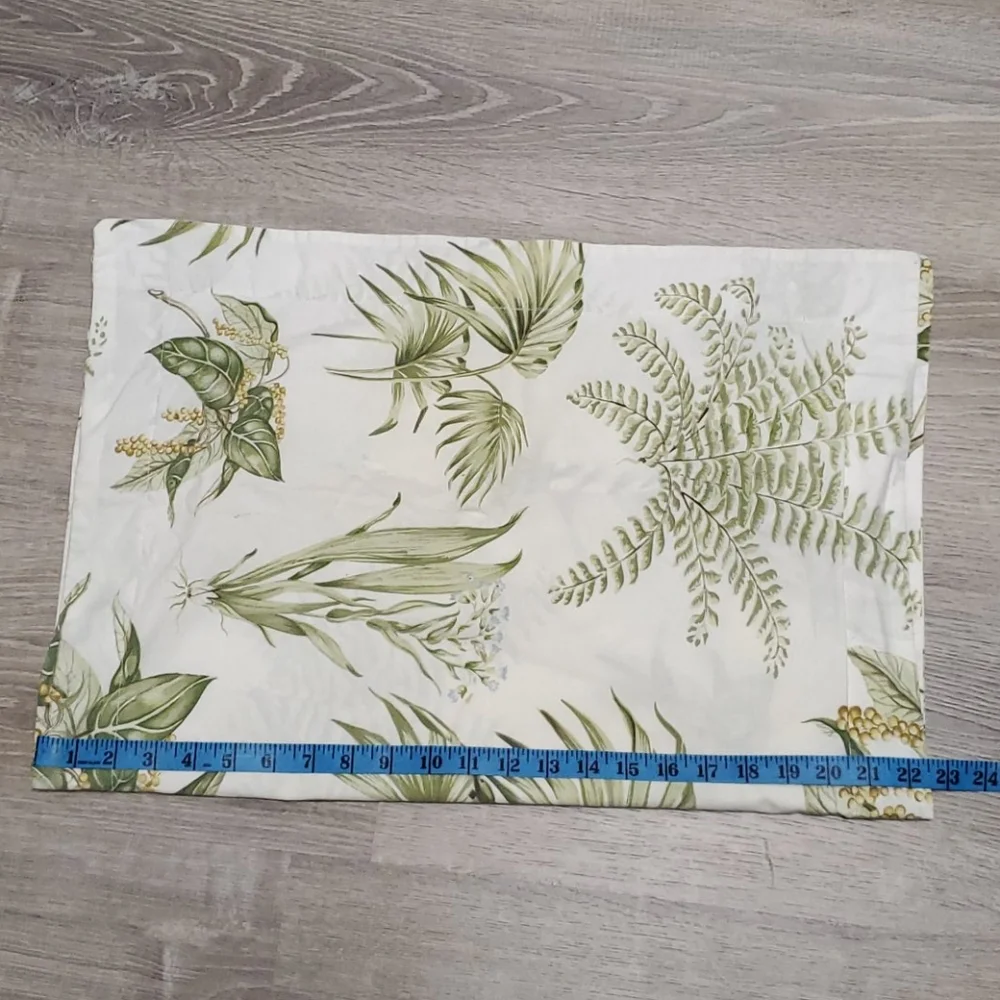 Pottery Barn Bundle 2 pillow cases floral